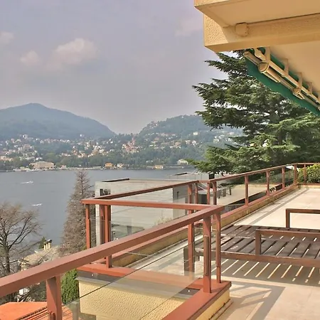 Splendida Vista Nel Lago Con Tre Da Letto E Quattro Bagni 公寓